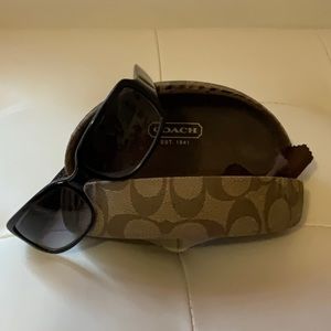Vintage Coach Delphine Black S443 Sunglasses with case